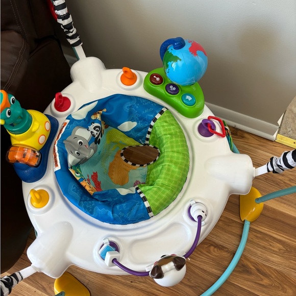 Jumper - Picture 5 of 5